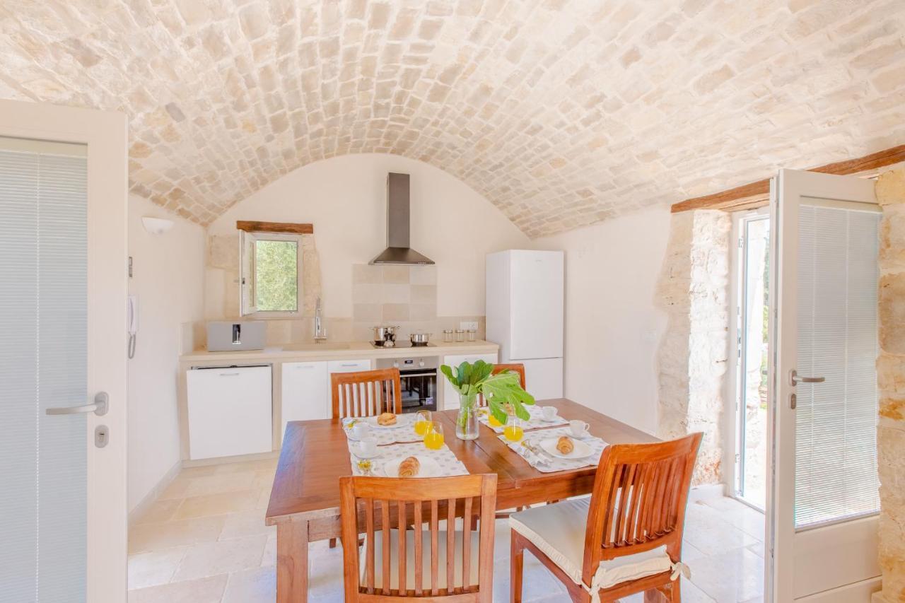 Trullo Zese Con Piscina Privata Villa San Michele Salentino Eksteriør bilde